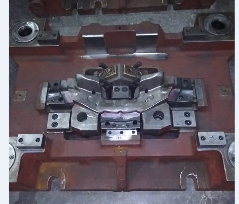 Forming die tooling